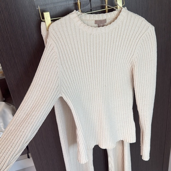 ✨✨H&M  Rib Knit Top ✨✨ - Picture 16 of 17